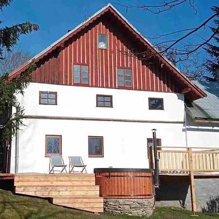 Tatil Evi Chachata Jeseniky Sauna & Jacuzzi *